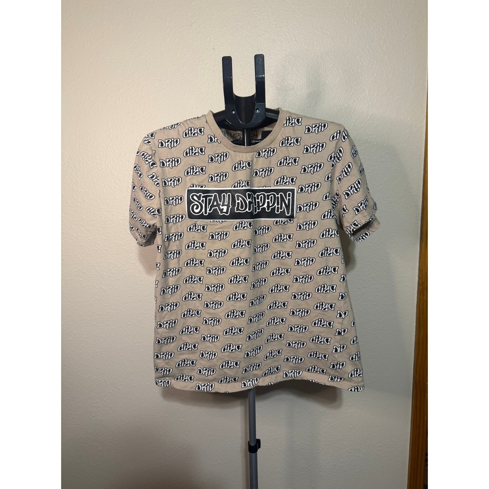 Eighty Eight Brand Mens Stay Drippin All Over Print Graphic T-Shirt Tan Large